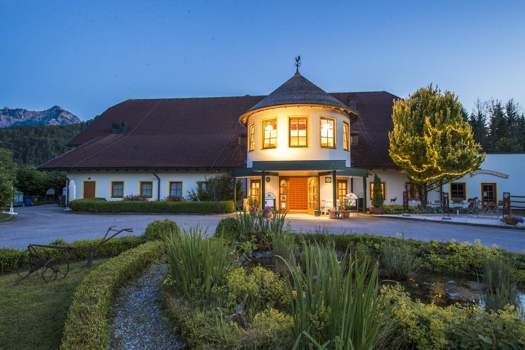 Gutshof Wolfgangsee Resort & Event Hotel Щробл Екстериор снимка