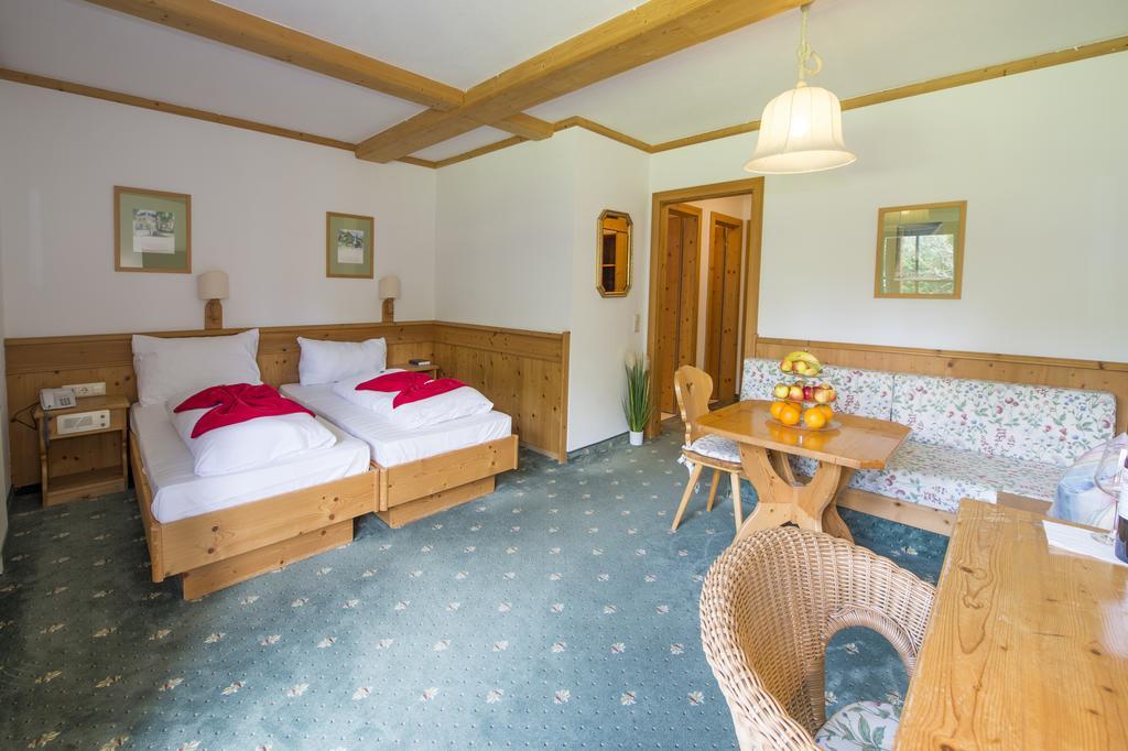 Gutshof Wolfgangsee Resort & Event Hotel Щробл Екстериор снимка