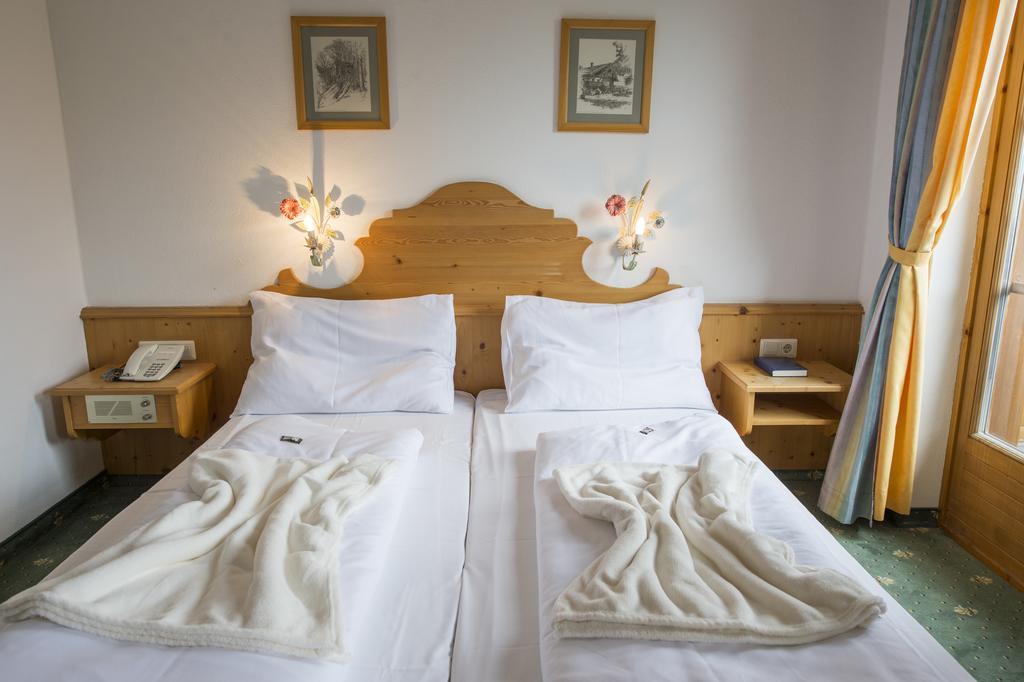 Gutshof Wolfgangsee Resort & Event Hotel Щробл Екстериор снимка